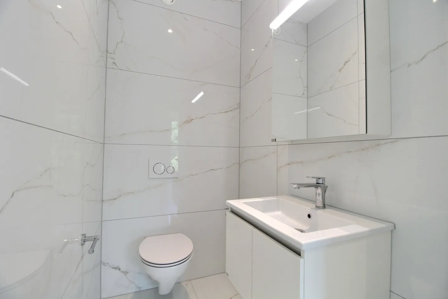 Eccezionale appartamento di 5,5 locali all'ultimo piano in affitto a Marly! - Foto 12 di 13