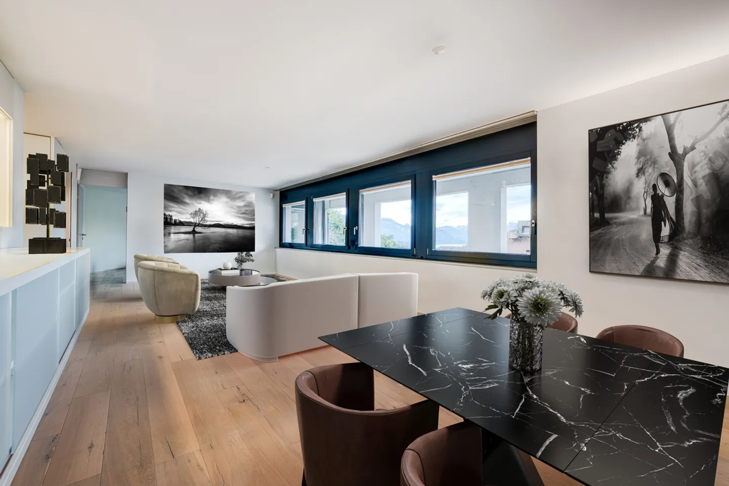 Design Meets Luxury – Your Stylish Oasis on Sonnenberg - Photo 2 of 5