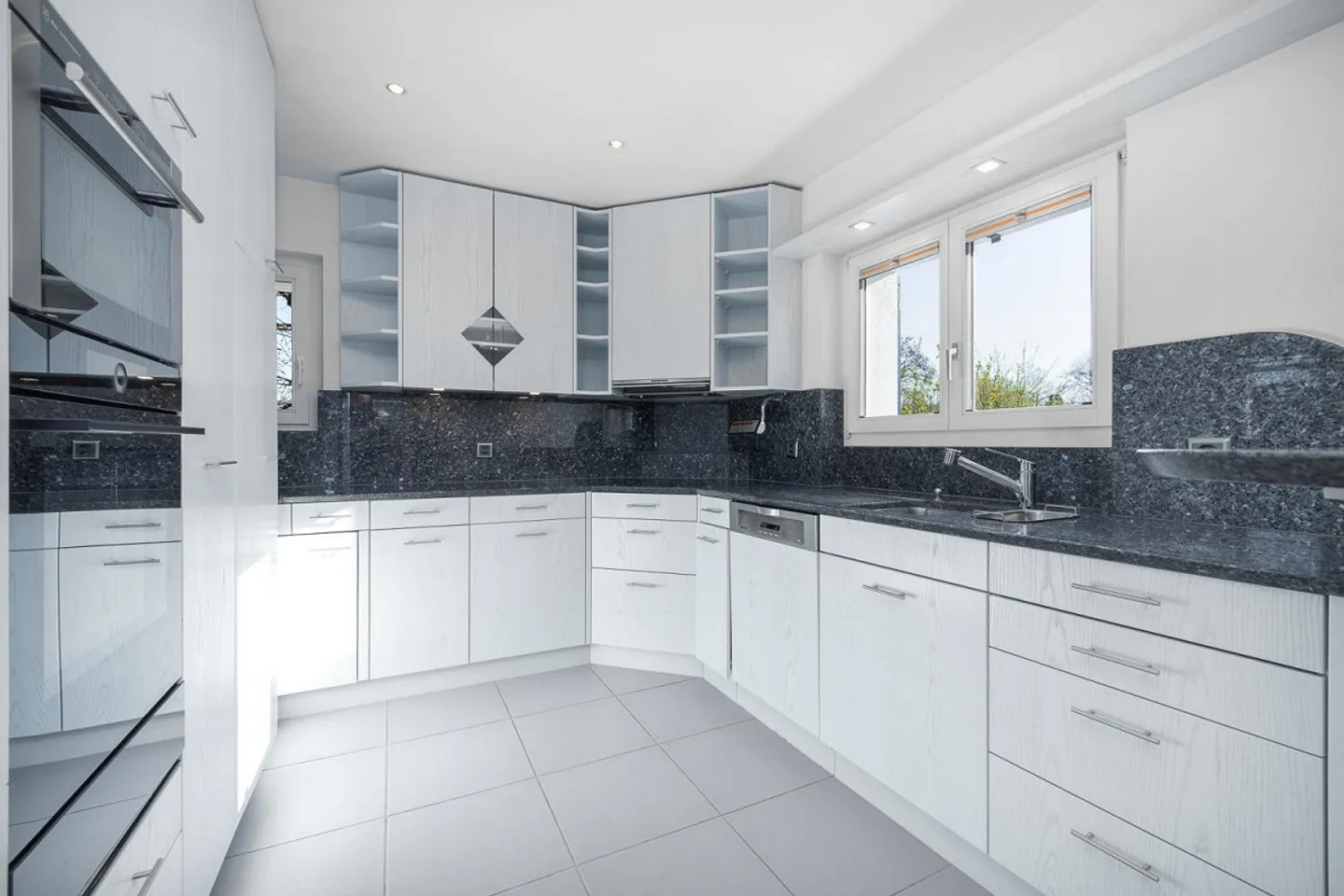 Central Location - Photo 3 of 7