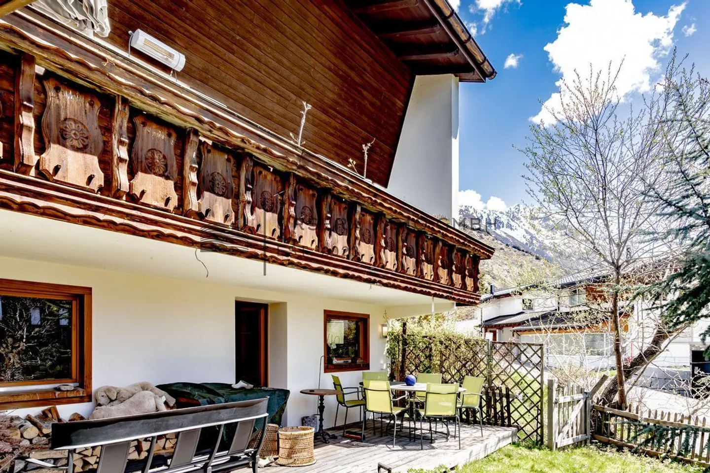 Offerta esclusiva - chalet raro in una posizione sensazionale a Andermatt Wiler - Foto 2 di 13