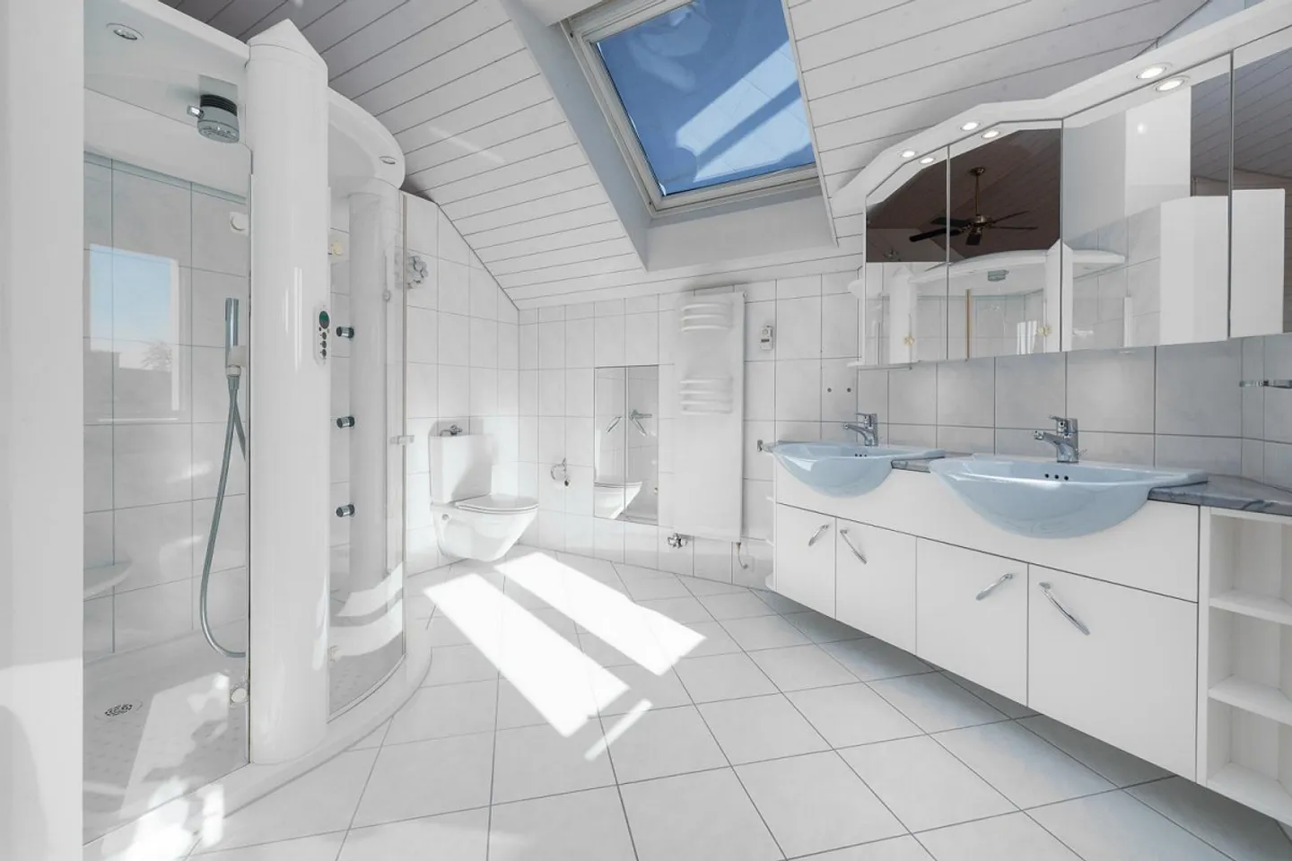 Central Location - Photo 4 of 7