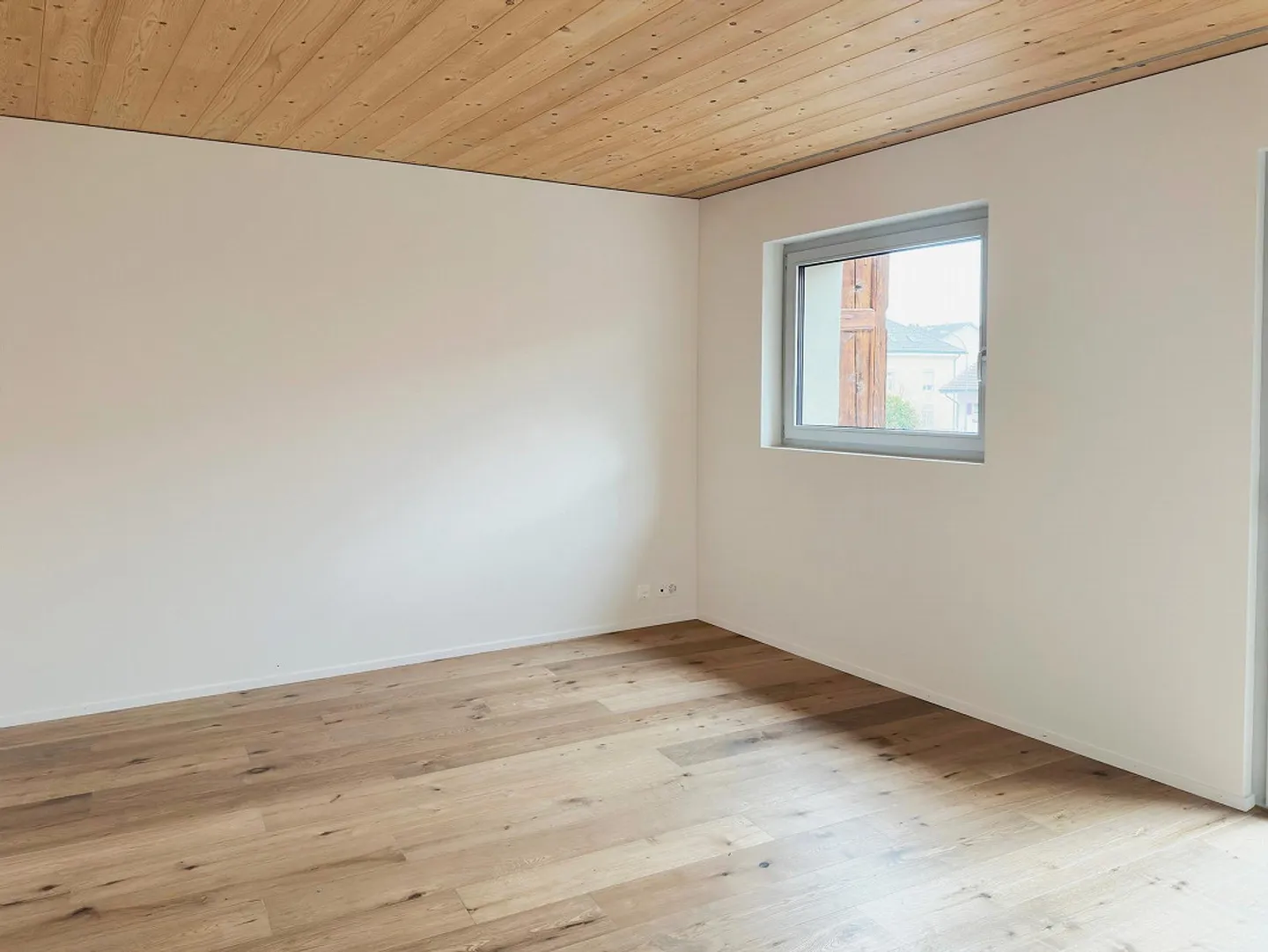 Charmante Wohnung in Pieterlen - Foto 2 von 8