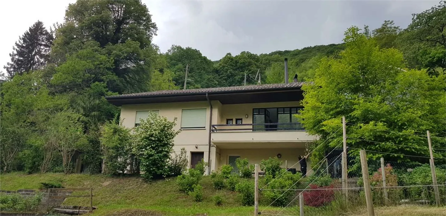 Exklusives Panoramavillen im Grünen - Foto 1 von 13