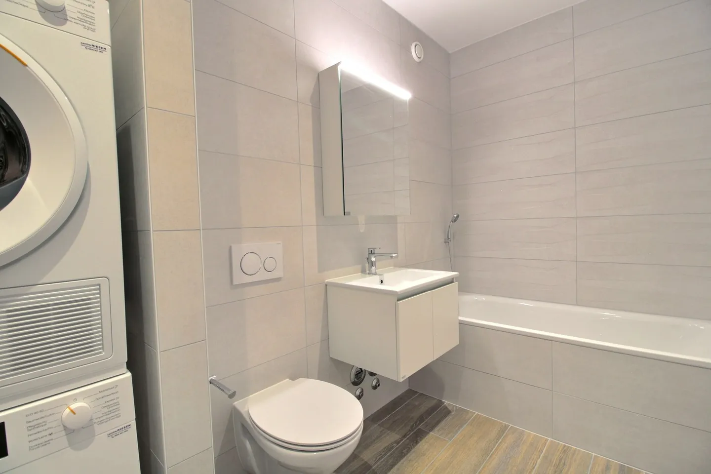 Magnificent 3.5-room apartment for rent in Marly! - Photo 7 of 11