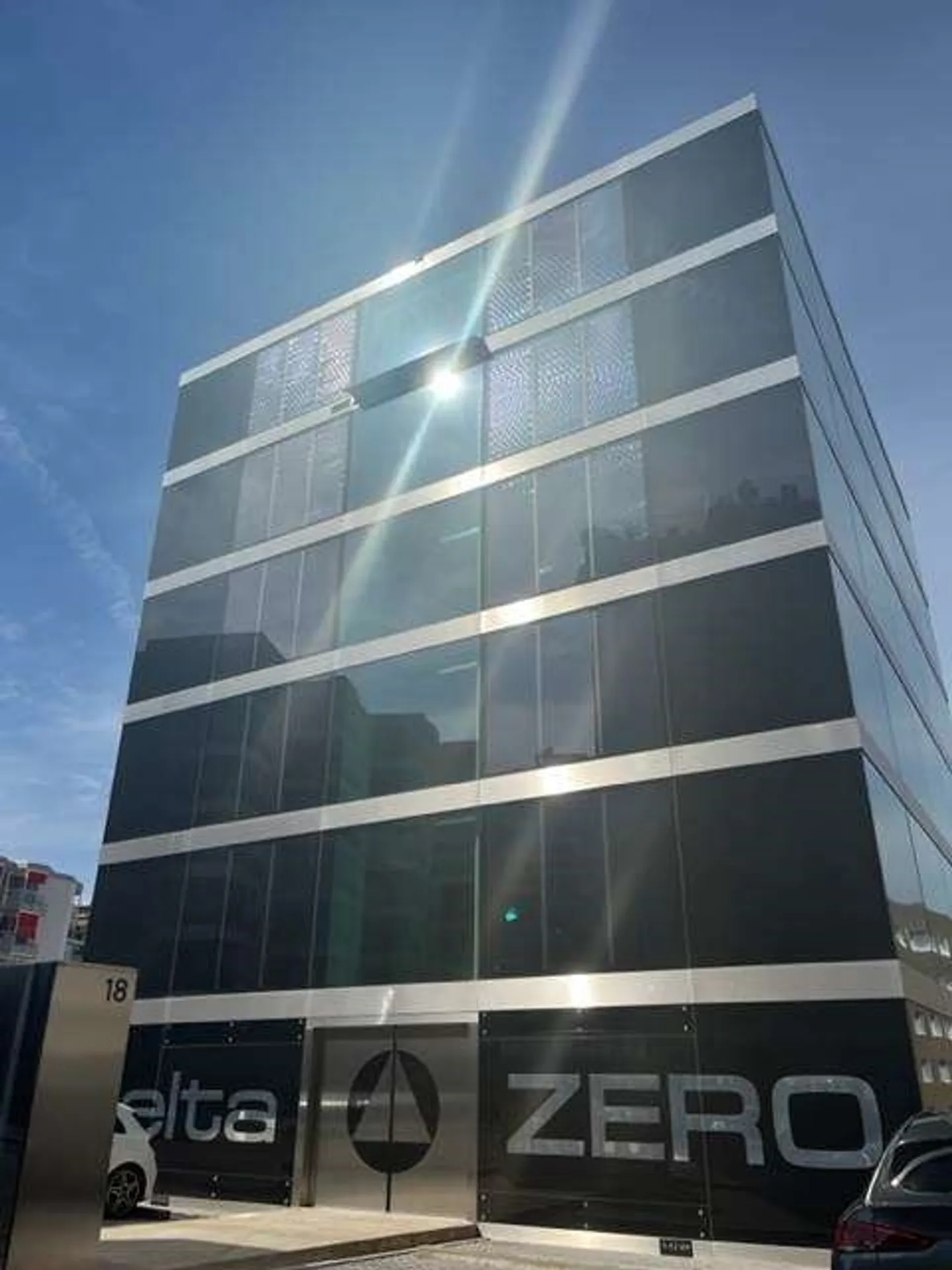 Moderno ufficio nel cuore di Paradiso - Foto 7 di 7