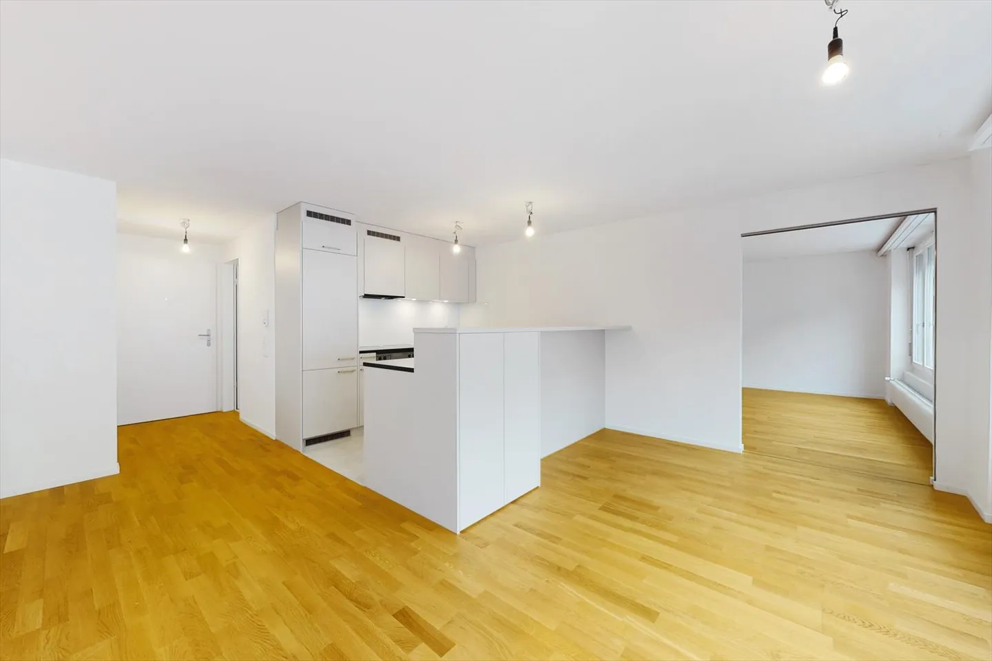 Bijou urbain ultramoderne dans un excellent emplacement - Photo 2 sur 10