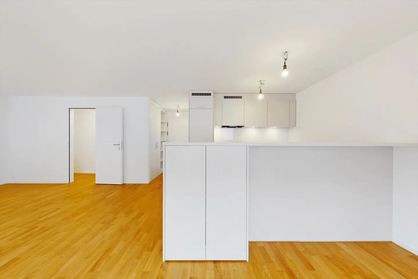 Bijou urbain ultramoderne dans un excellent emplacement - Photo 3 sur 10