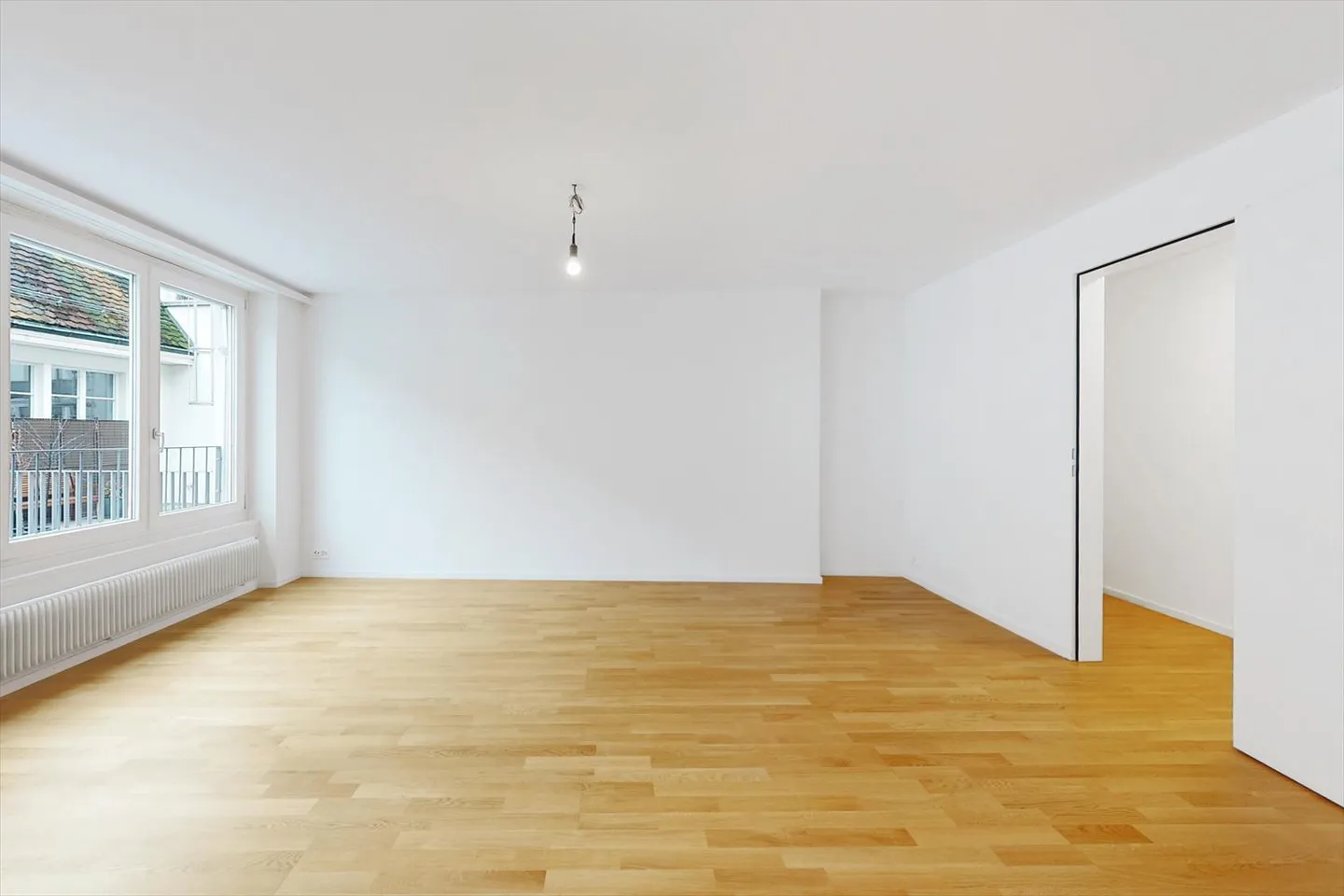 Bijou urbain ultramoderne dans un excellent emplacement - Photo 4 sur 10