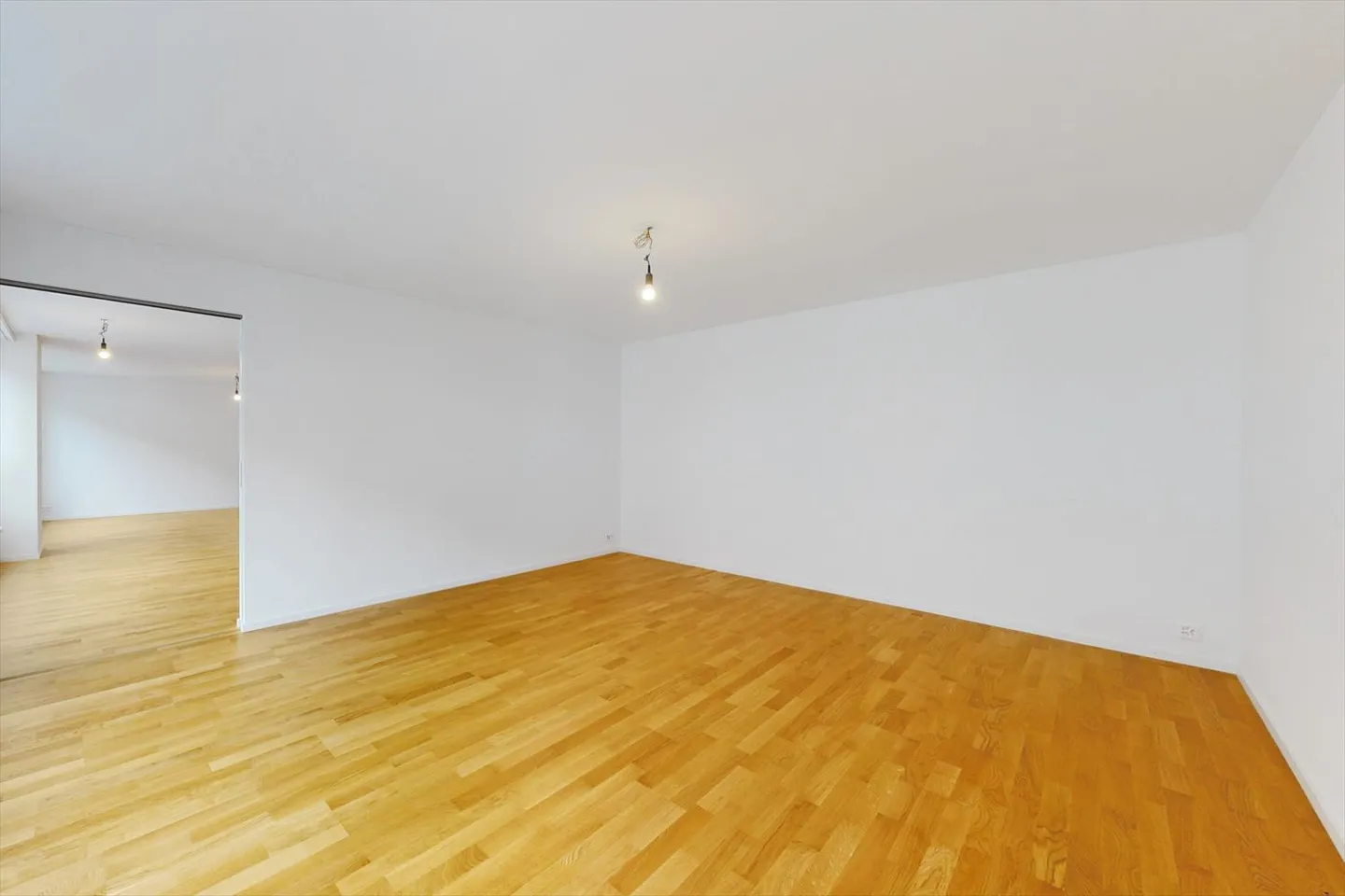 Bijou urbain ultramoderne dans un excellent emplacement - Photo 6 sur 10