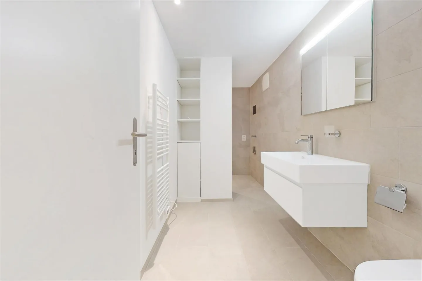 Bijou urbain ultramoderne dans un excellent emplacement - Photo 8 sur 10