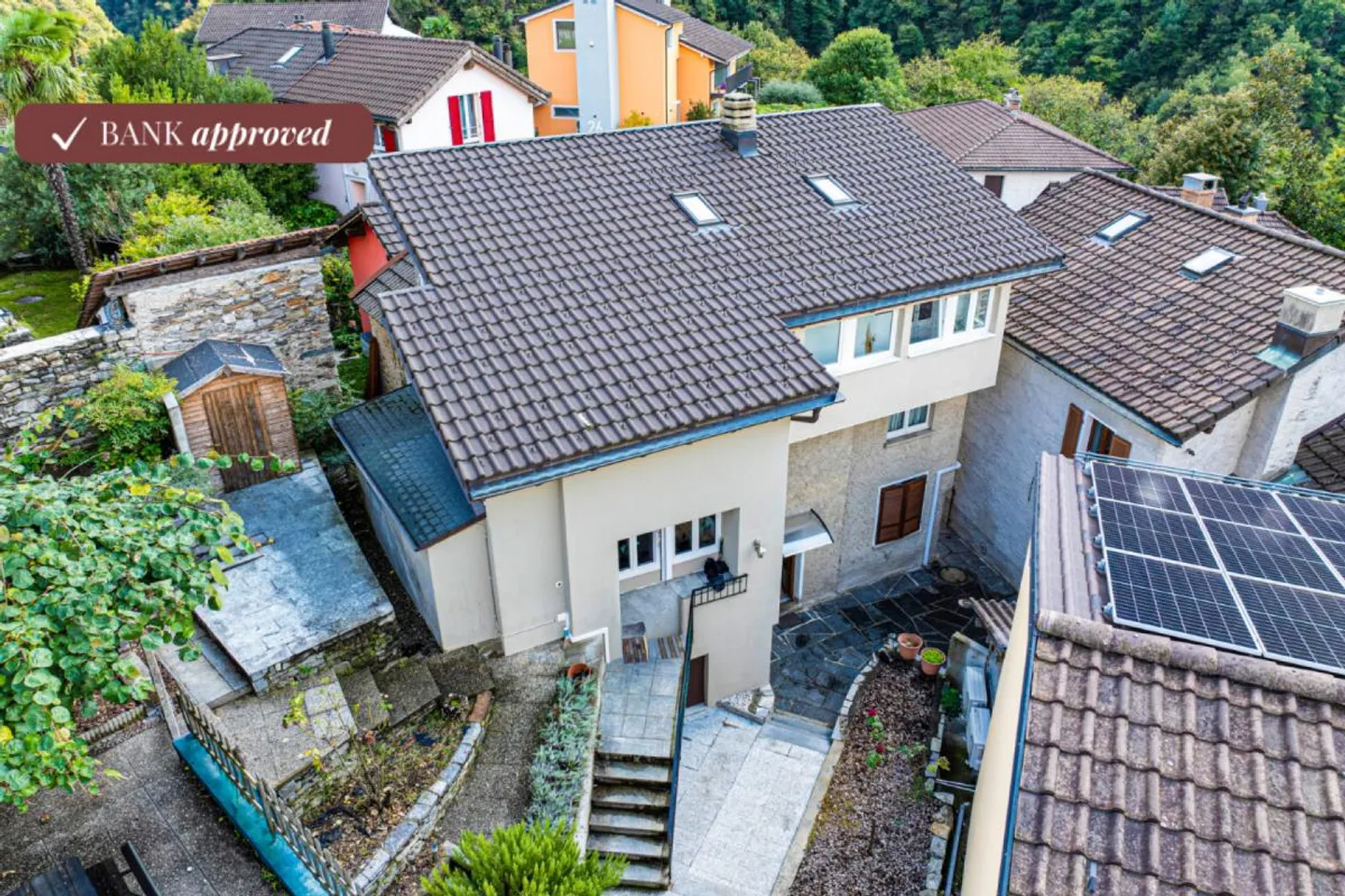 PIANEZZO - Einladendes Doppelhaus im Kern - Foto 1 von 23