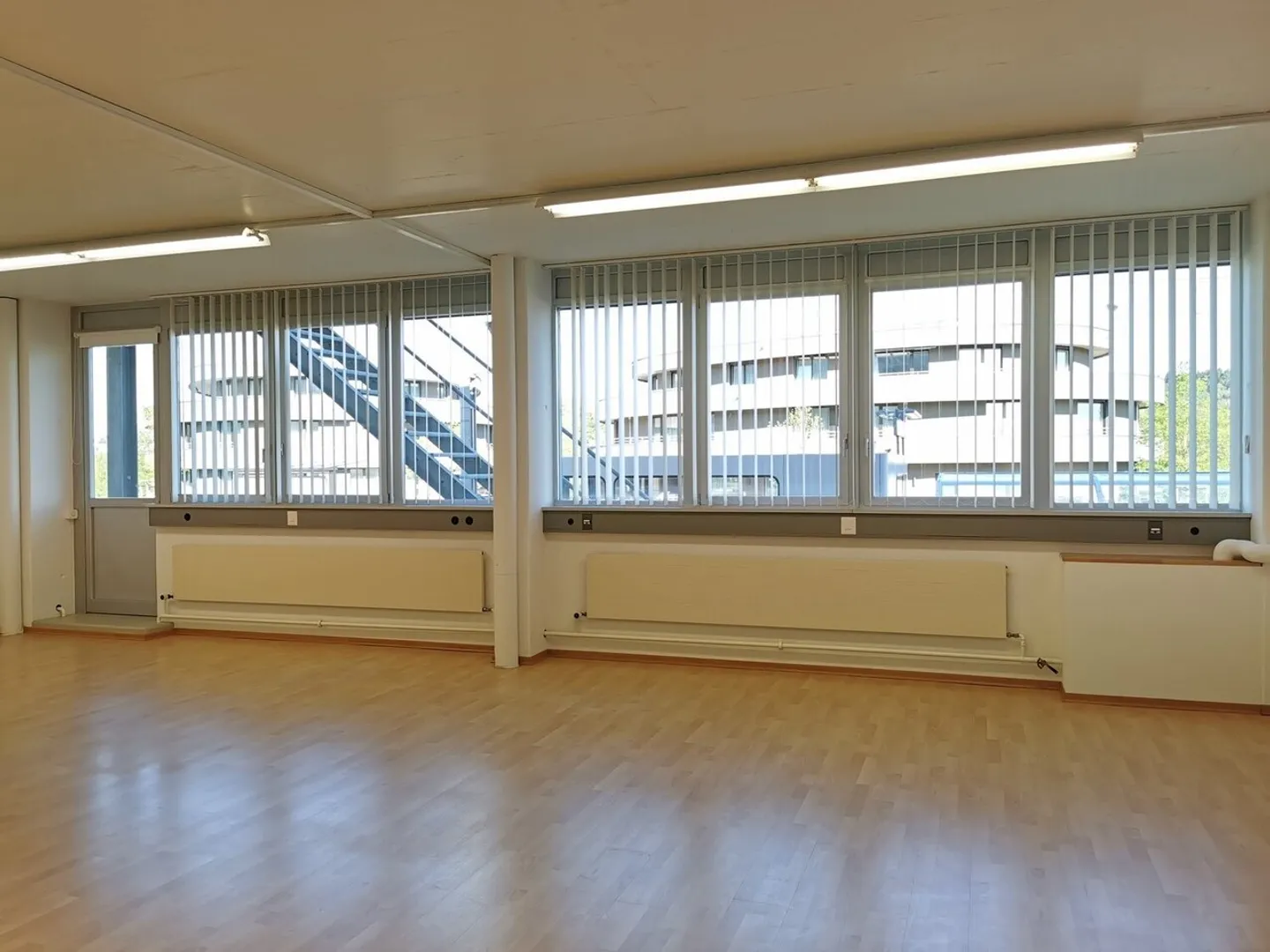 Spazio commerciale al primo piano di 87 m² - Foto 4 di 7