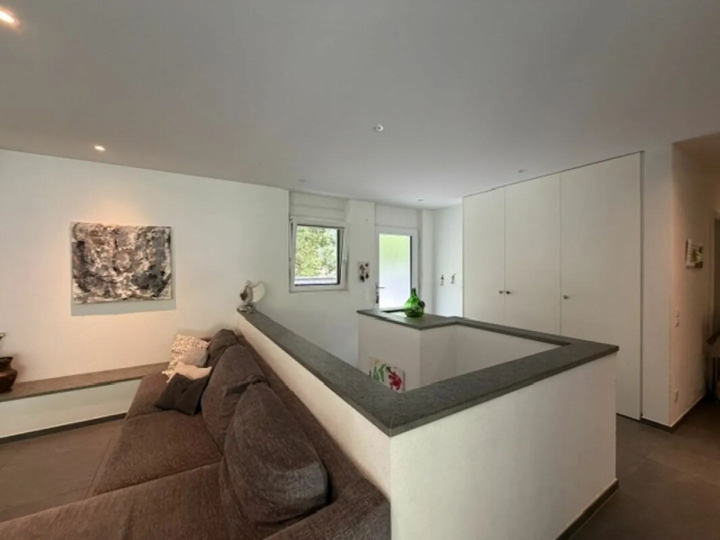 Modern Single-Family Home - Photo 8 of 23