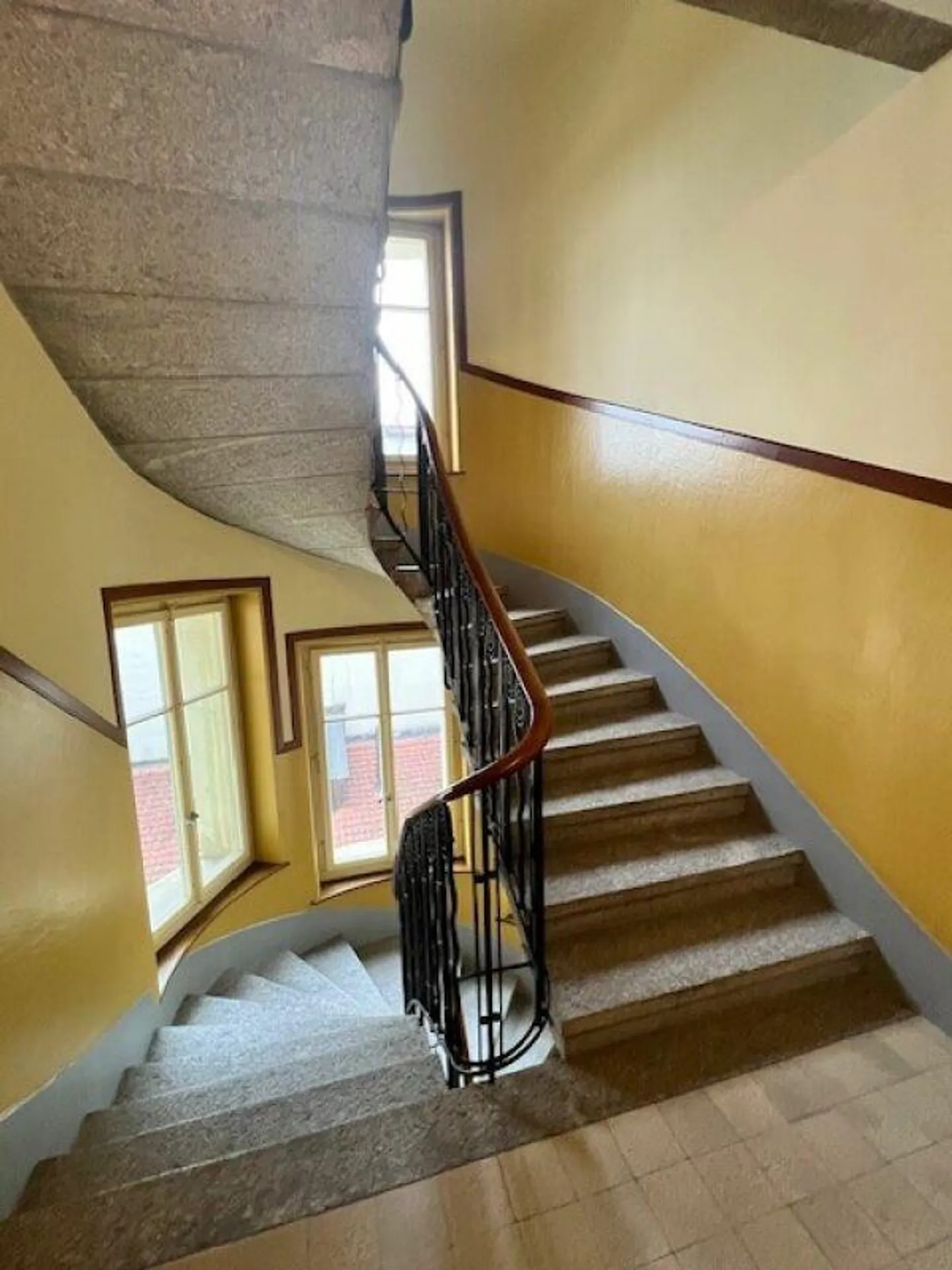 Locali per uffici, 5° piano - 107 m2 con ascensore - Foto 3 di 16