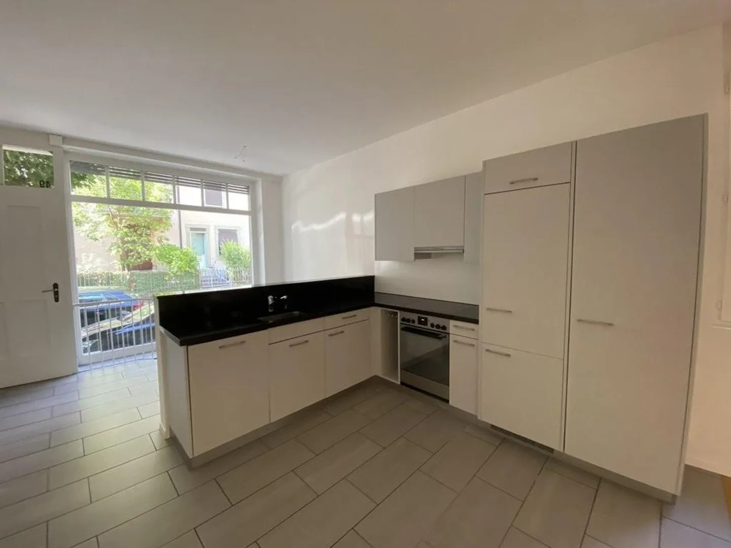 Modern apartment in the Länggass district - Photo 4 of 11