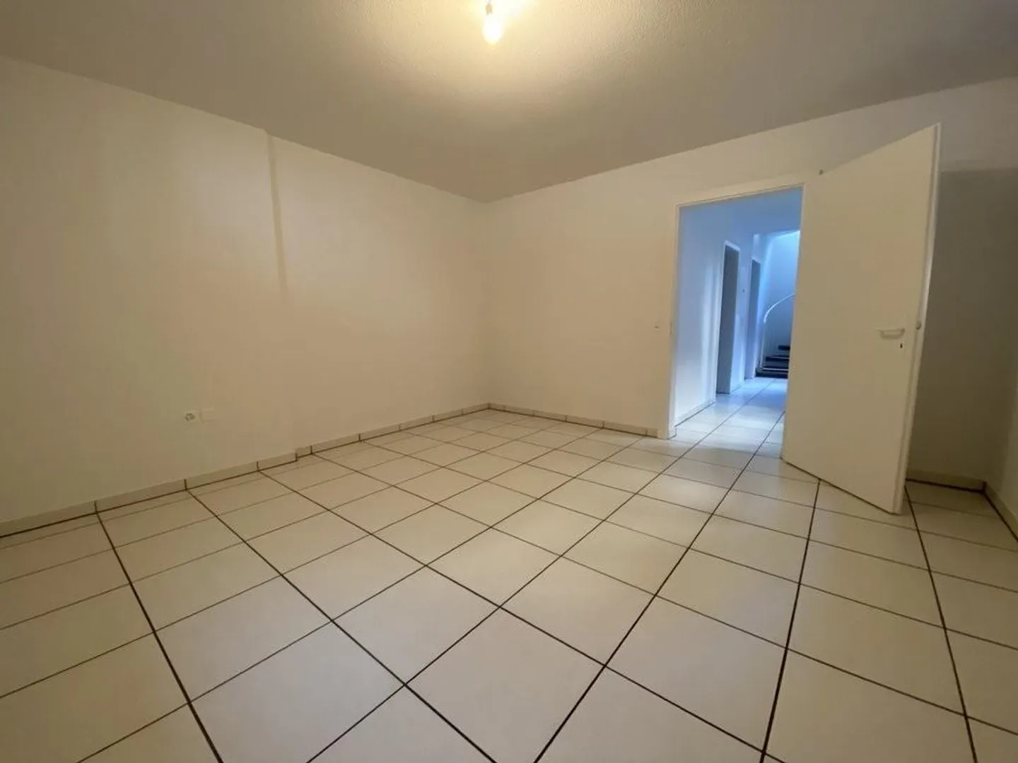 Modern apartment in the Länggass district - Photo 11 of 11
