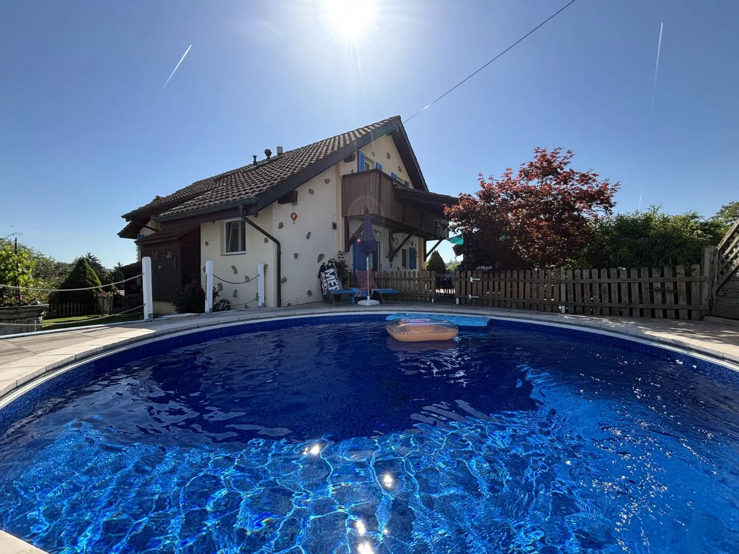Rare: 2 Houses with Solar System + Heat Pump · Pool · 5 Minutes from Yverdon - Photo 2 of 20