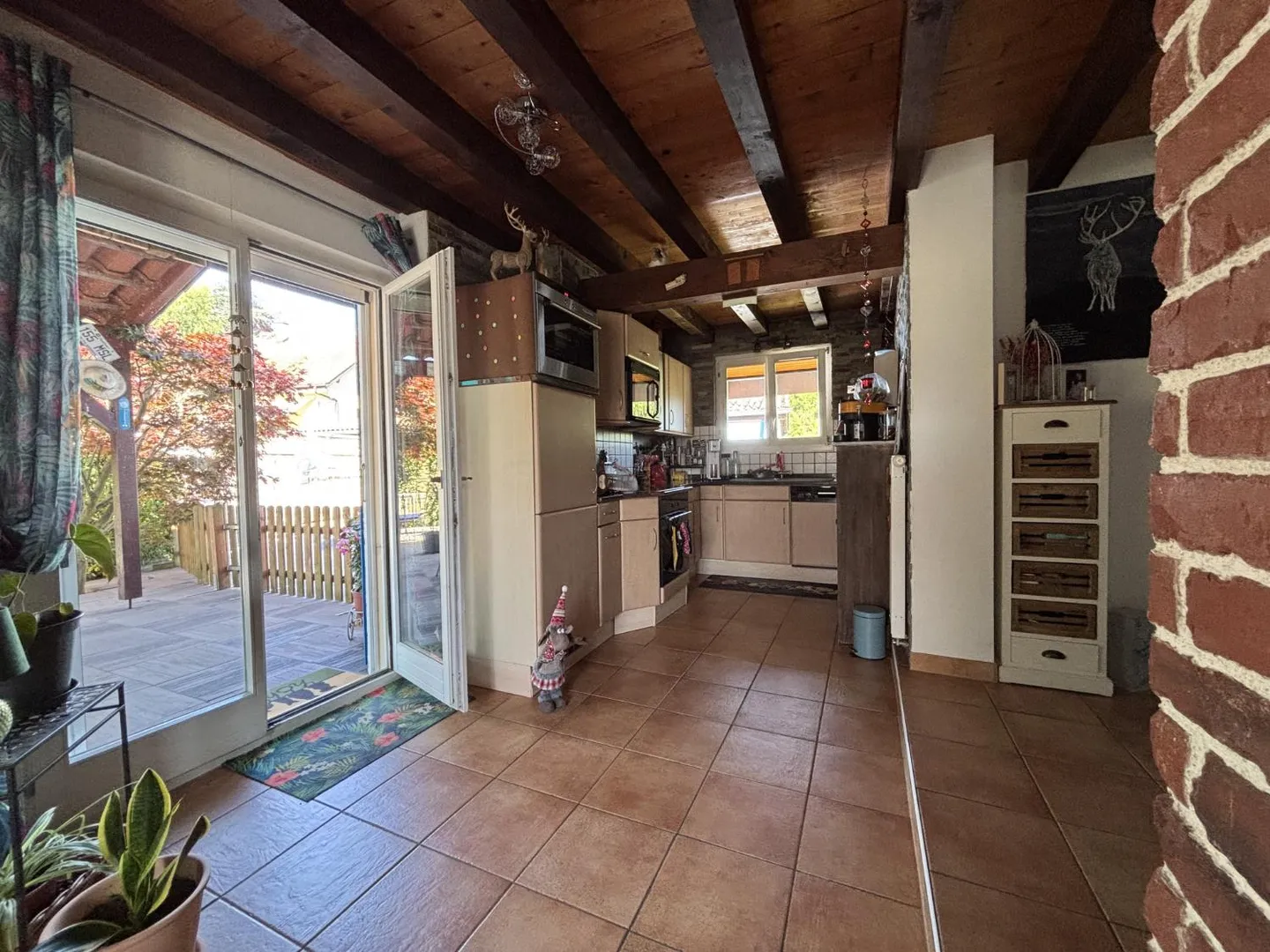 Rare: 2 Houses with Solar System + Heat Pump · Pool · 5 Minutes from Yverdon - Photo 5 of 20