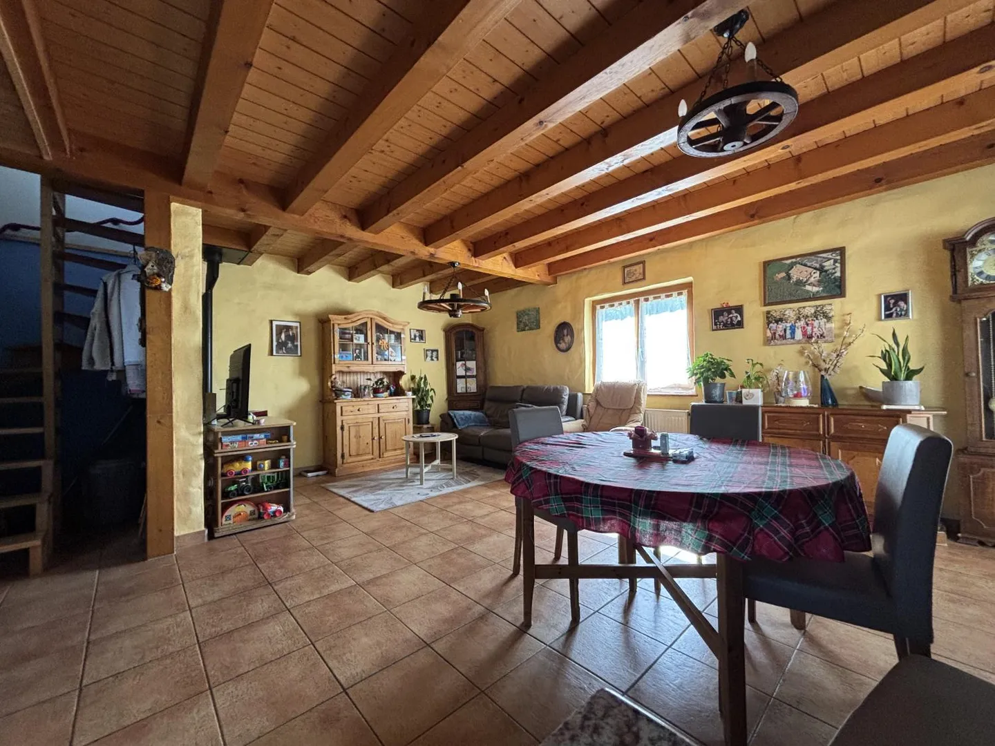 Rare: 2 Houses with Solar System + Heat Pump · Pool · 5 Minutes from Yverdon - Photo 13 of 20