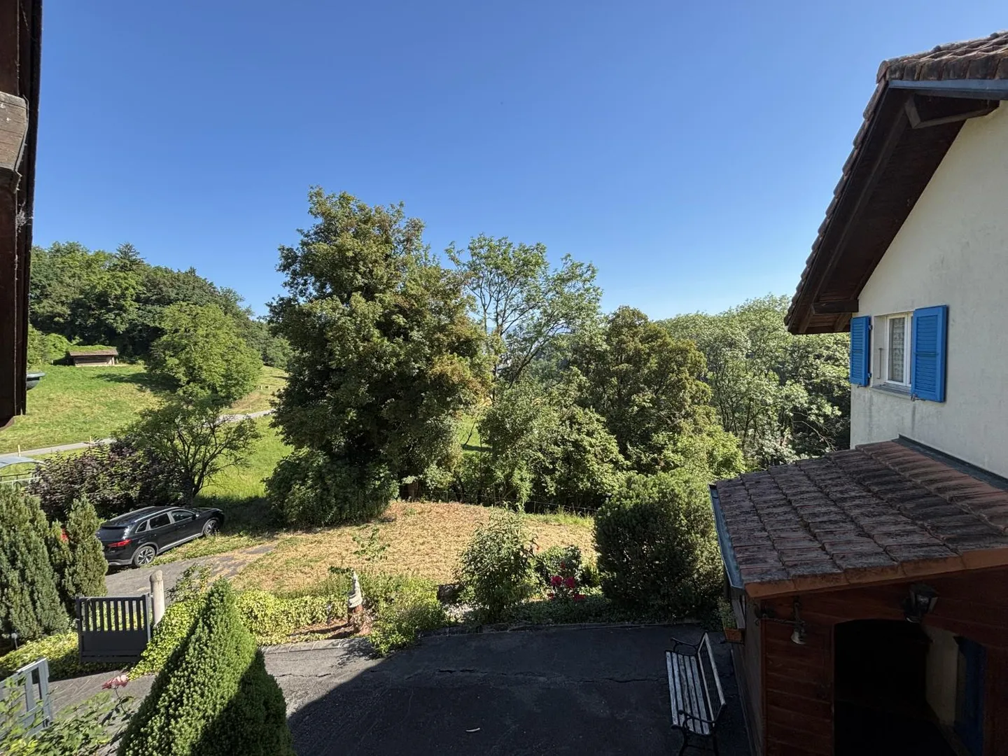 Rare: 2 Houses with Solar System + Heat Pump · Pool · 5 Minutes from Yverdon - Photo 16 of 20