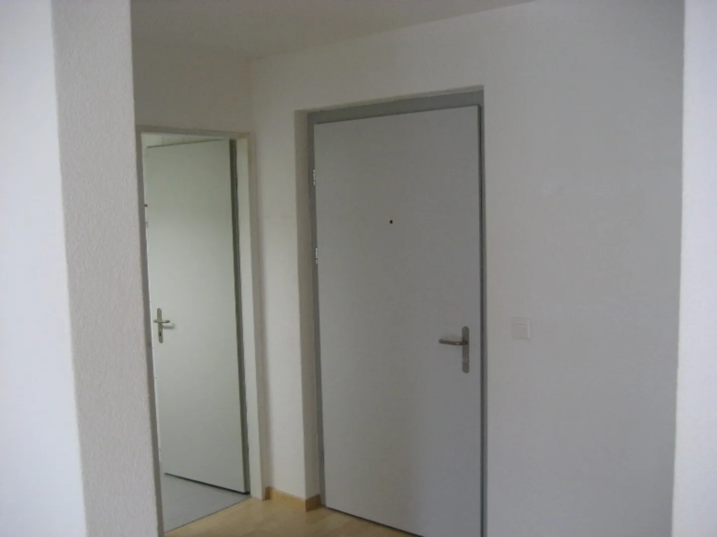 Charmante 2.5 Zimmer Wohnung - Foto 4 von 10