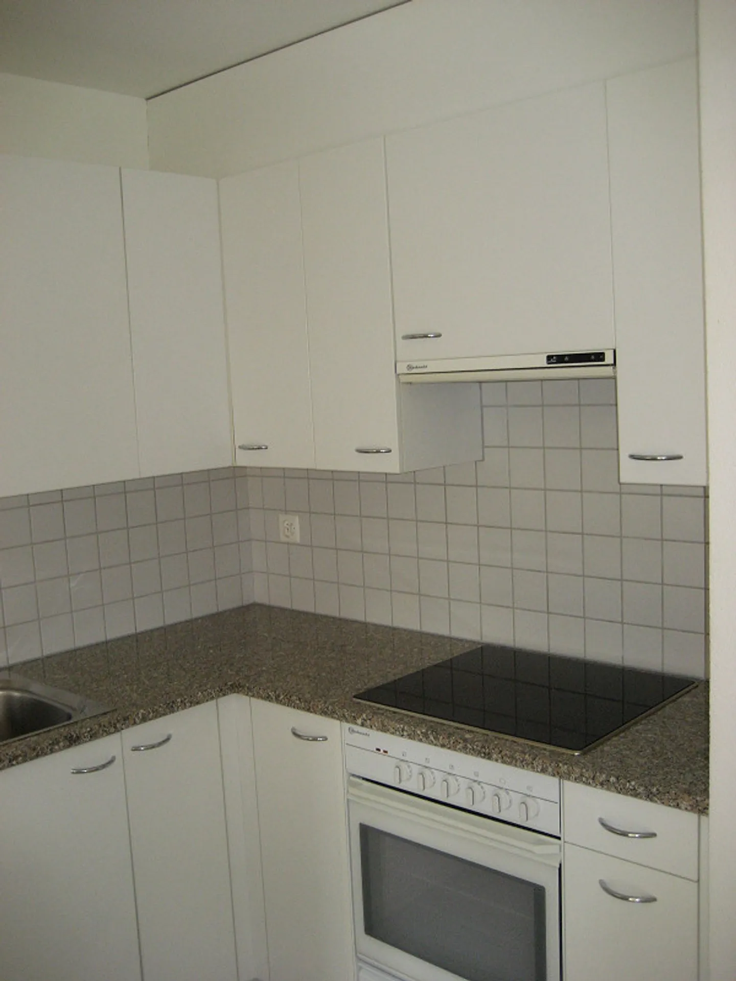 Charmante 2.5 Zimmer Wohnung - Foto 6 von 10