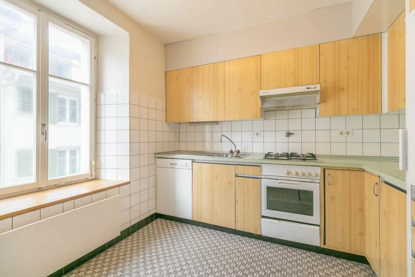 Casa plurifamiliare in una posizione centrale - Foto 5 di 11