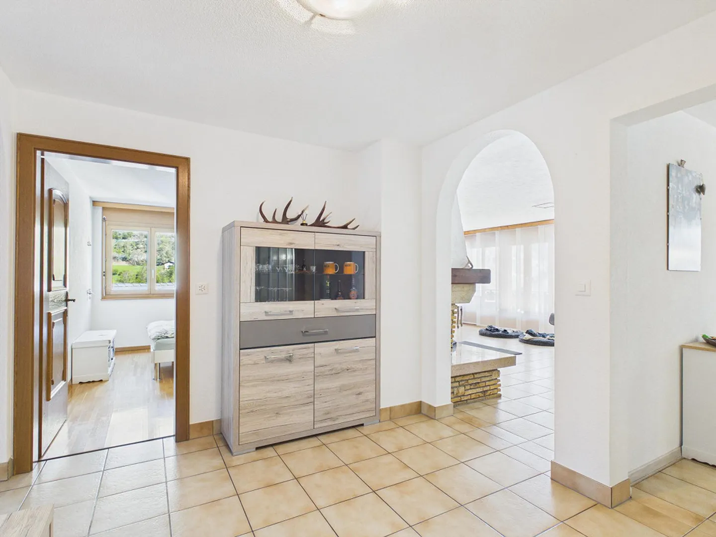 Charming Garden Apartment with View and Garage near Visp - Photo 7 of 15