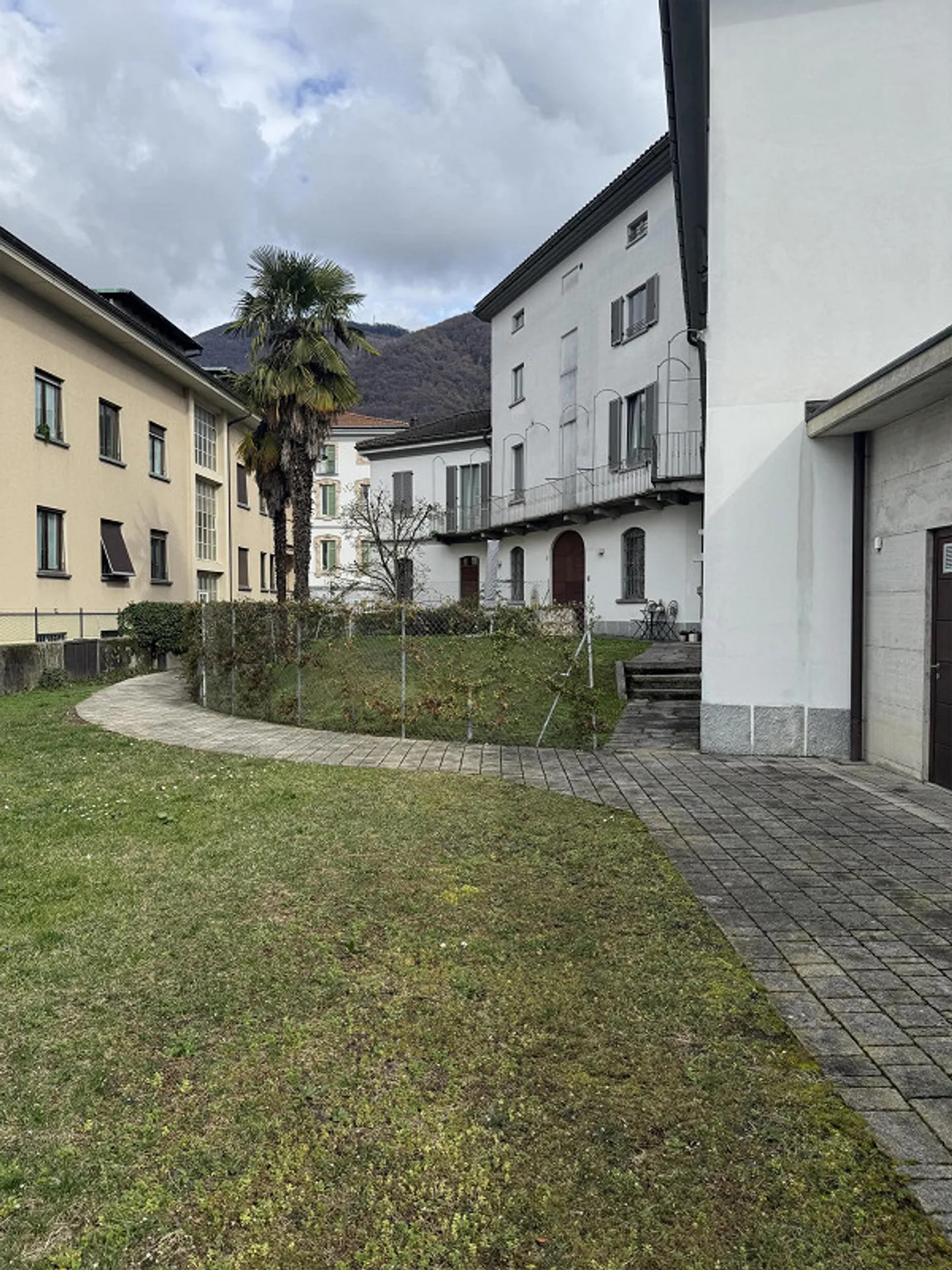 Mendrisio Centre – Appartement élégant avec jardin privé - Photo 6 sur 22
