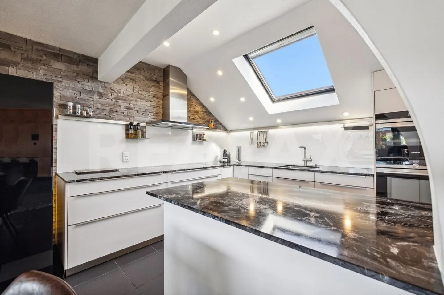 4 ½ - Zimmer Maisonettewohnung mit viel Flair und Weitblick - Foto 7 von 13