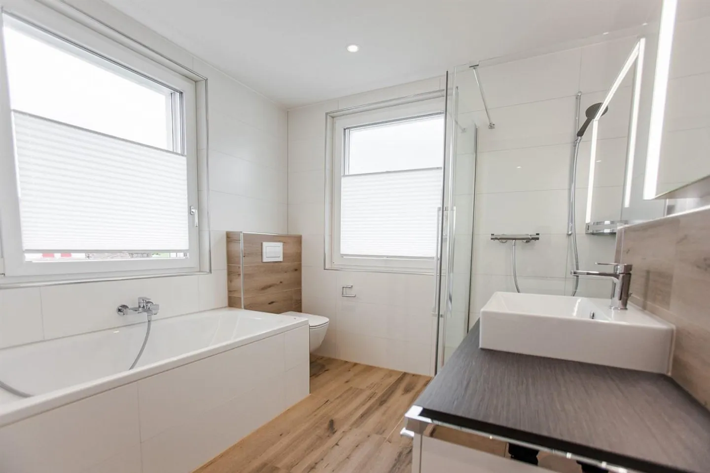 Appartement penthouse exclusif en standard de propriété dans un emplacement de choix - Photo 8 sur 18