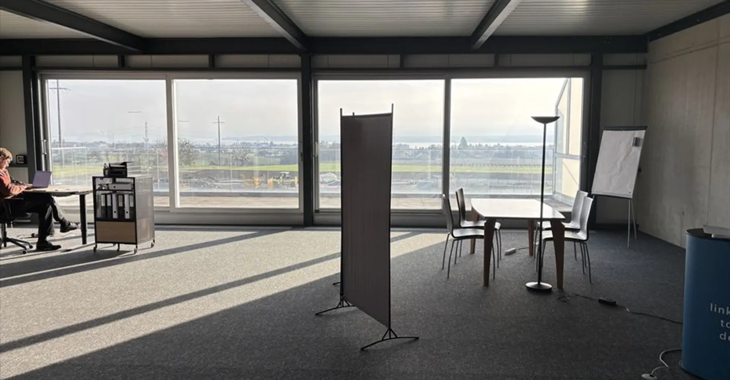 Geräumiges Büro in bester Lage - Foto 2 von 2