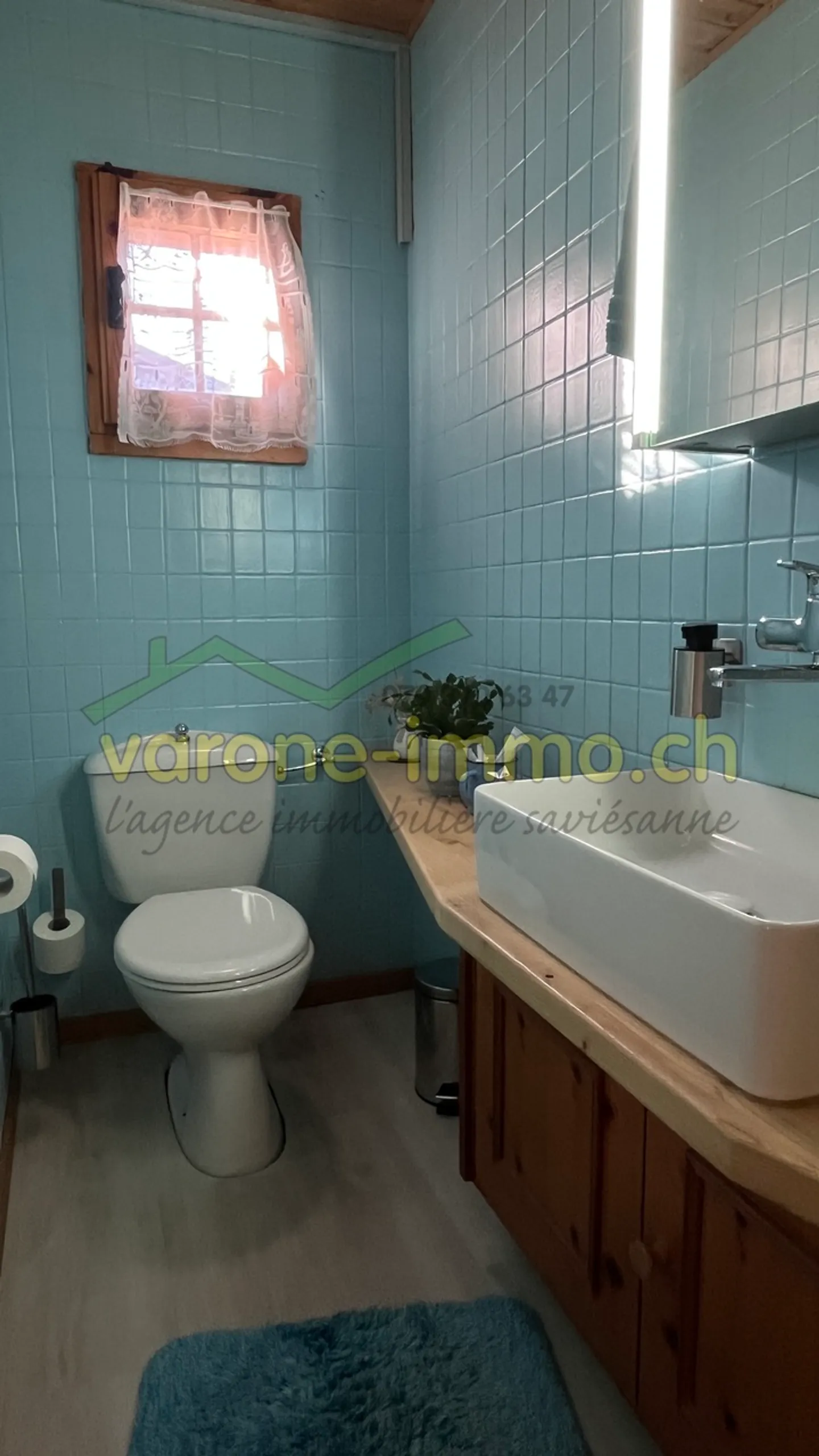 Geräumiges renoviertes und erweitertes Chalet mit 4,5 Zimmern - Foto 14 von 17