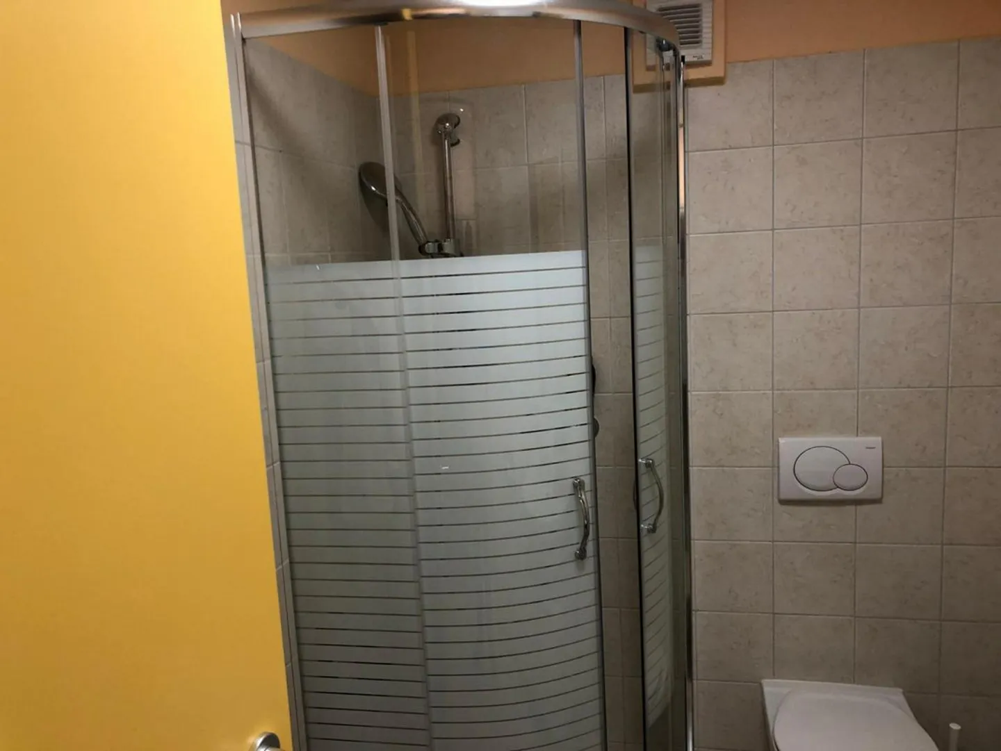 Appartamento di 6 1/2 locali con giardino in posizione molto centrale - Foto 11 di 25