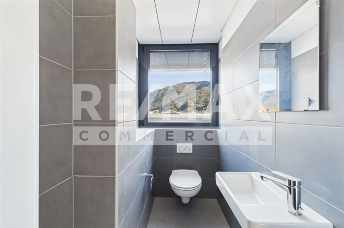 Apartment - Photo 11 of 13