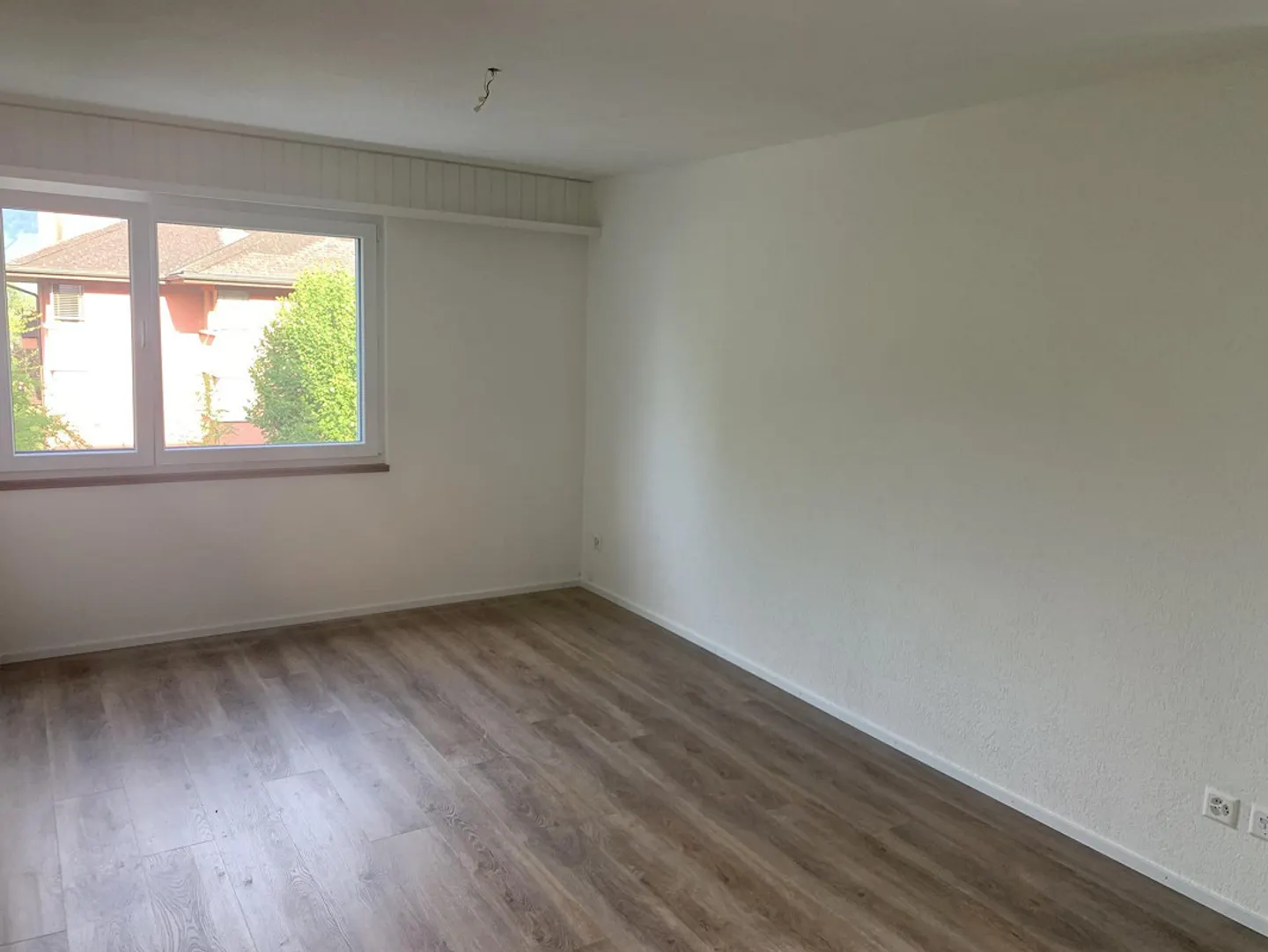 Charmante 4,5-Zimmer-Wohnung in Schwyz - Foto 8 von 12