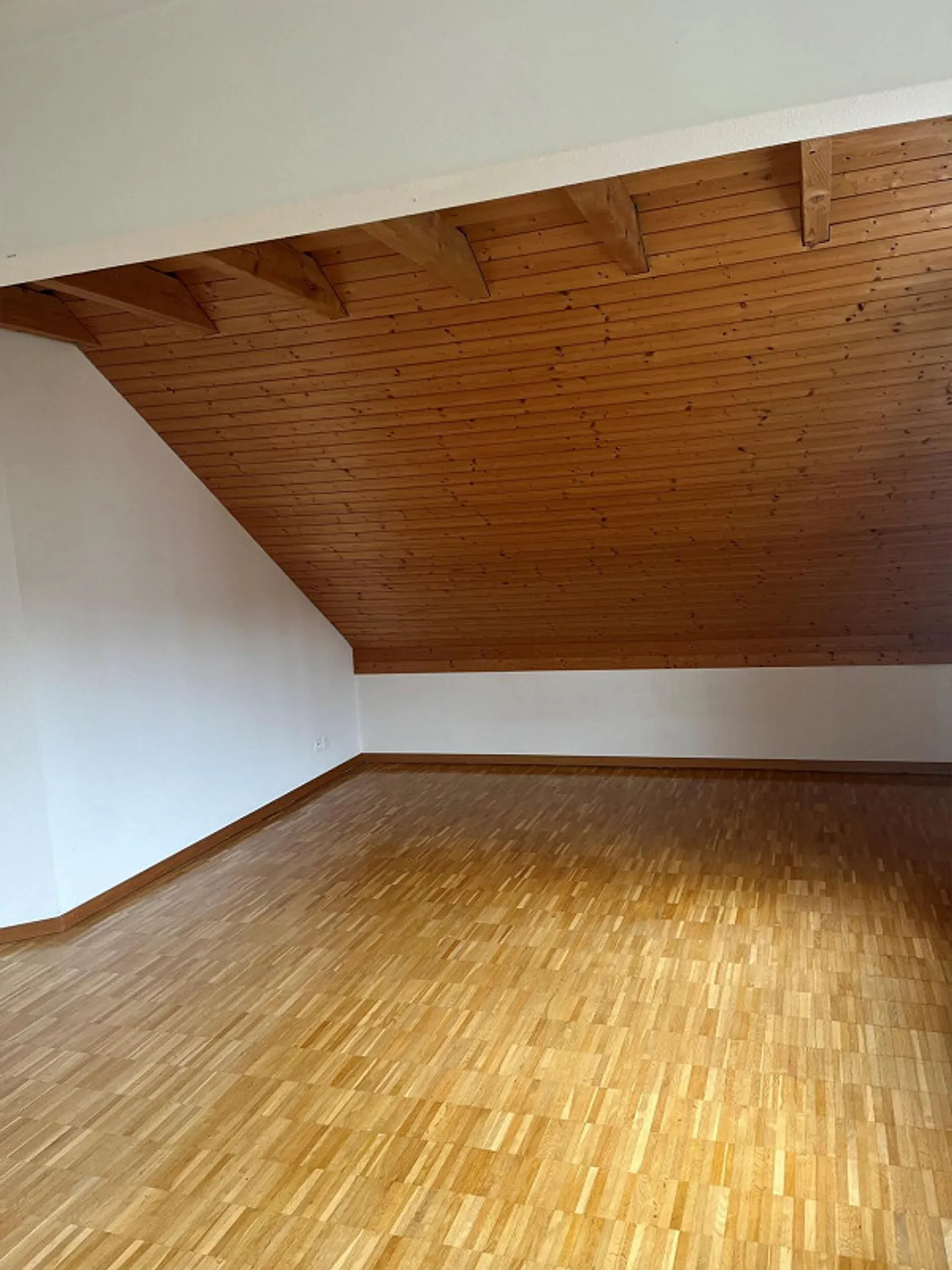 Appartement spacieux de 4,5 pièces au cœur de Maur - Photo 7 sur 8
