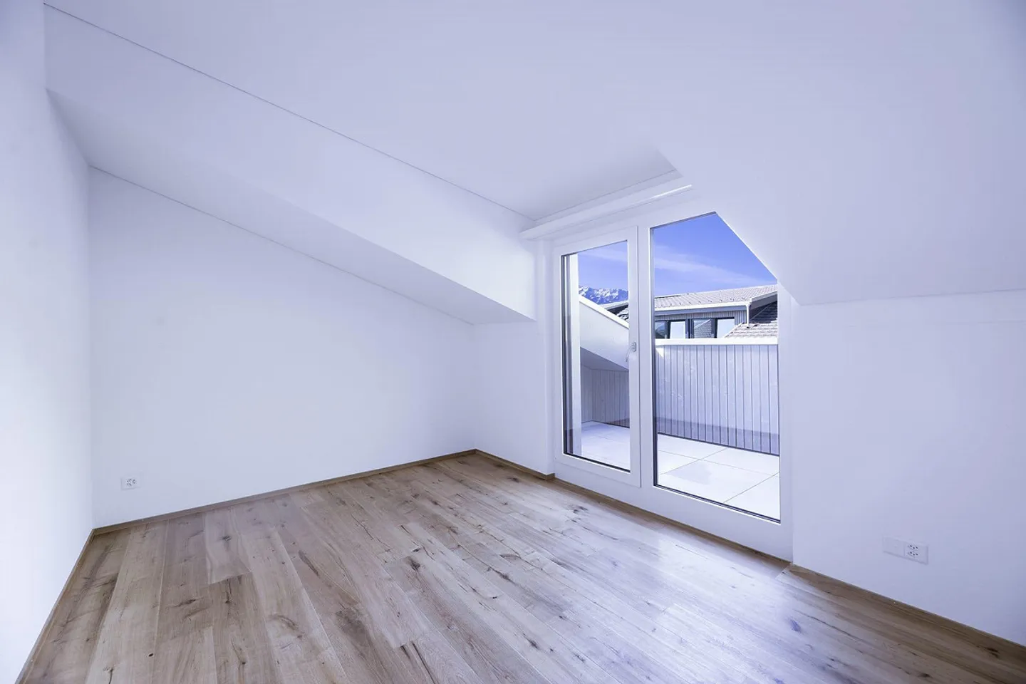 Moderno appartamento di 3,5 stanze con balcone - Foto 10 di 12