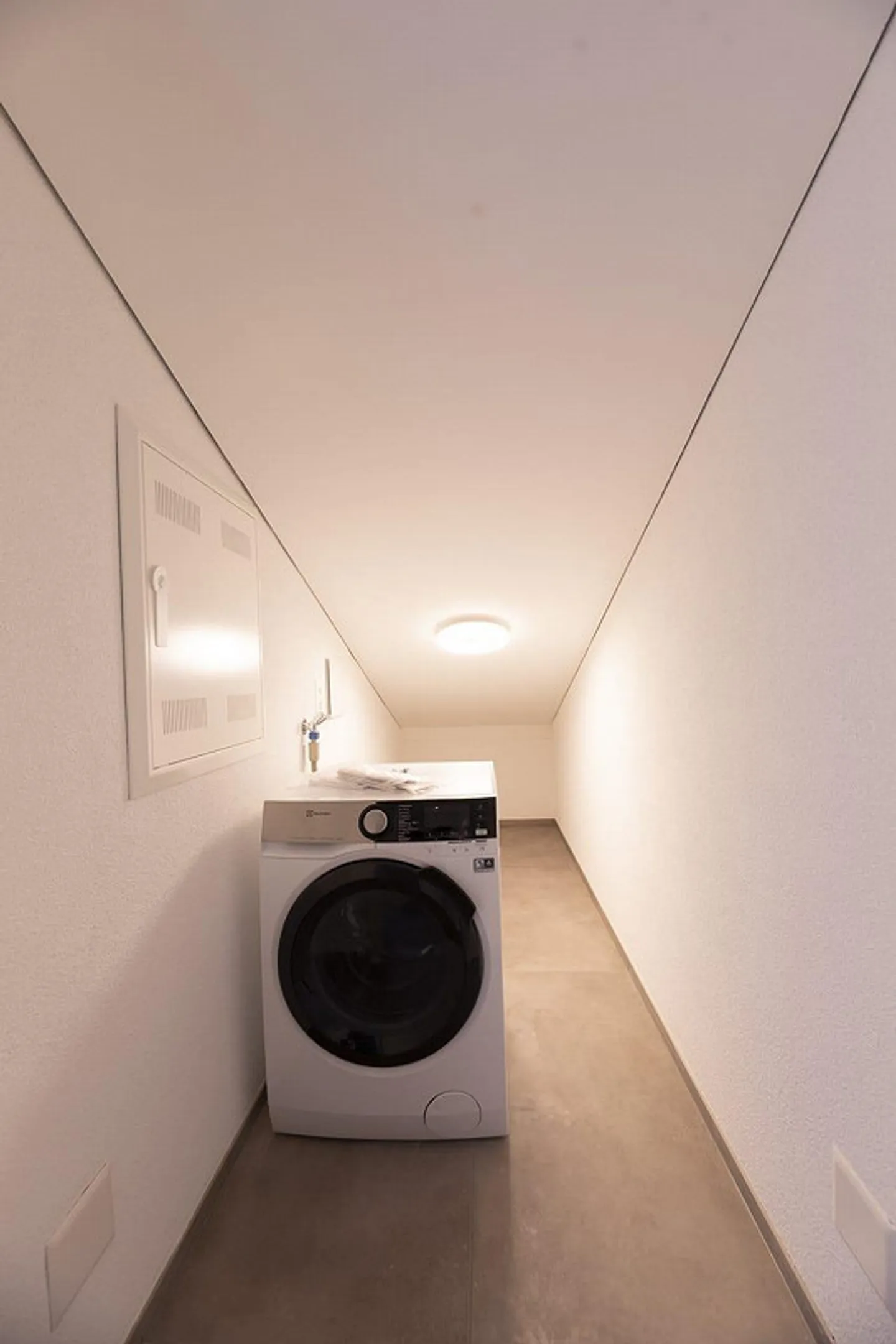 Moderno appartamento di 3,5 stanze con balcone - Foto 12 di 12