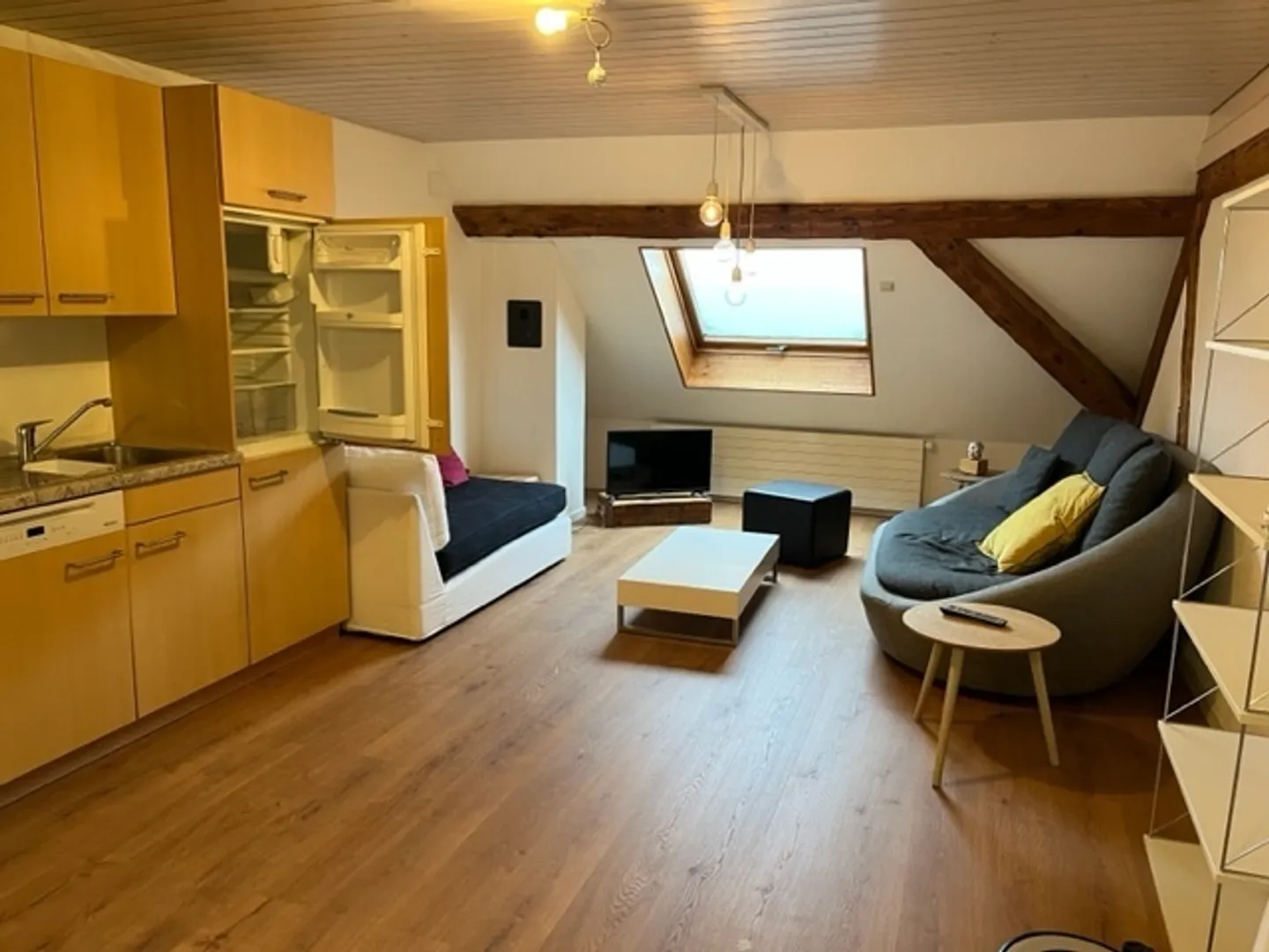 2,5 Zimmer Attikawohnung - Foto 1 von 6