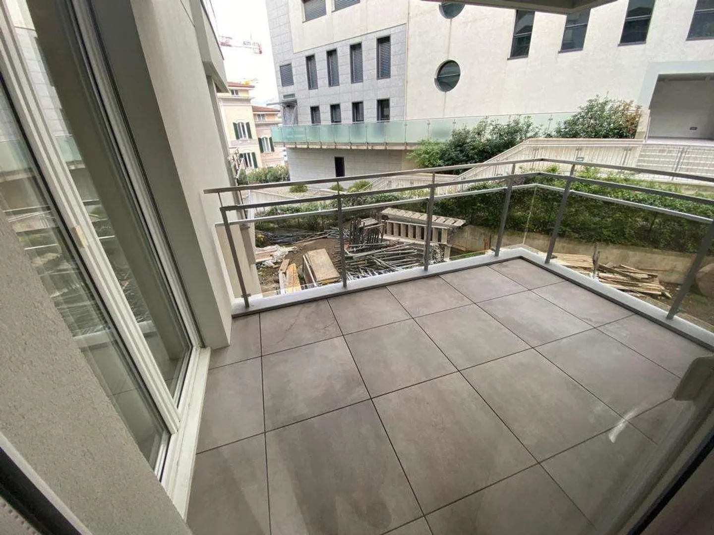 Appartamento confortevole nel centro di Paradiso - Foto 6 di 7