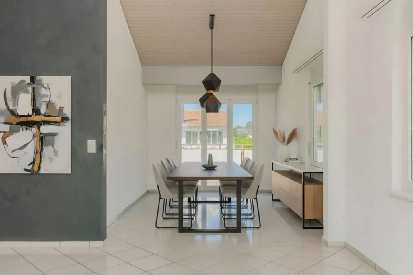 Attic Oasis with Säntis View - Wide View, Living Comfort and Peace - Photo 4 of 11