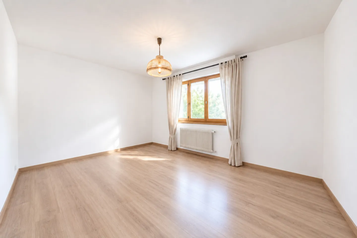 4.5-room apartment in St-Pierre-de-Clages - Photo 12 of 15