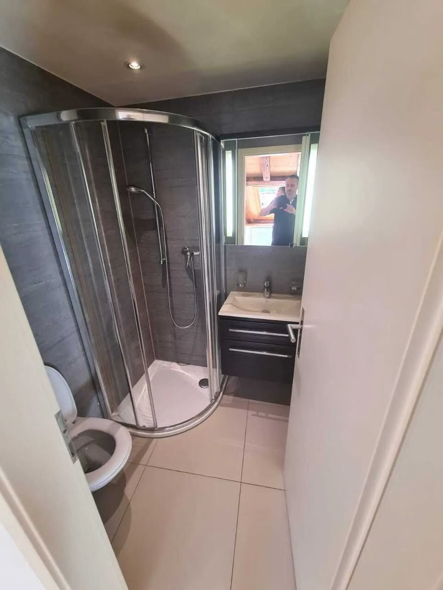 Appartement mansardé de 2,5 pièces - Photo 5 sur 6