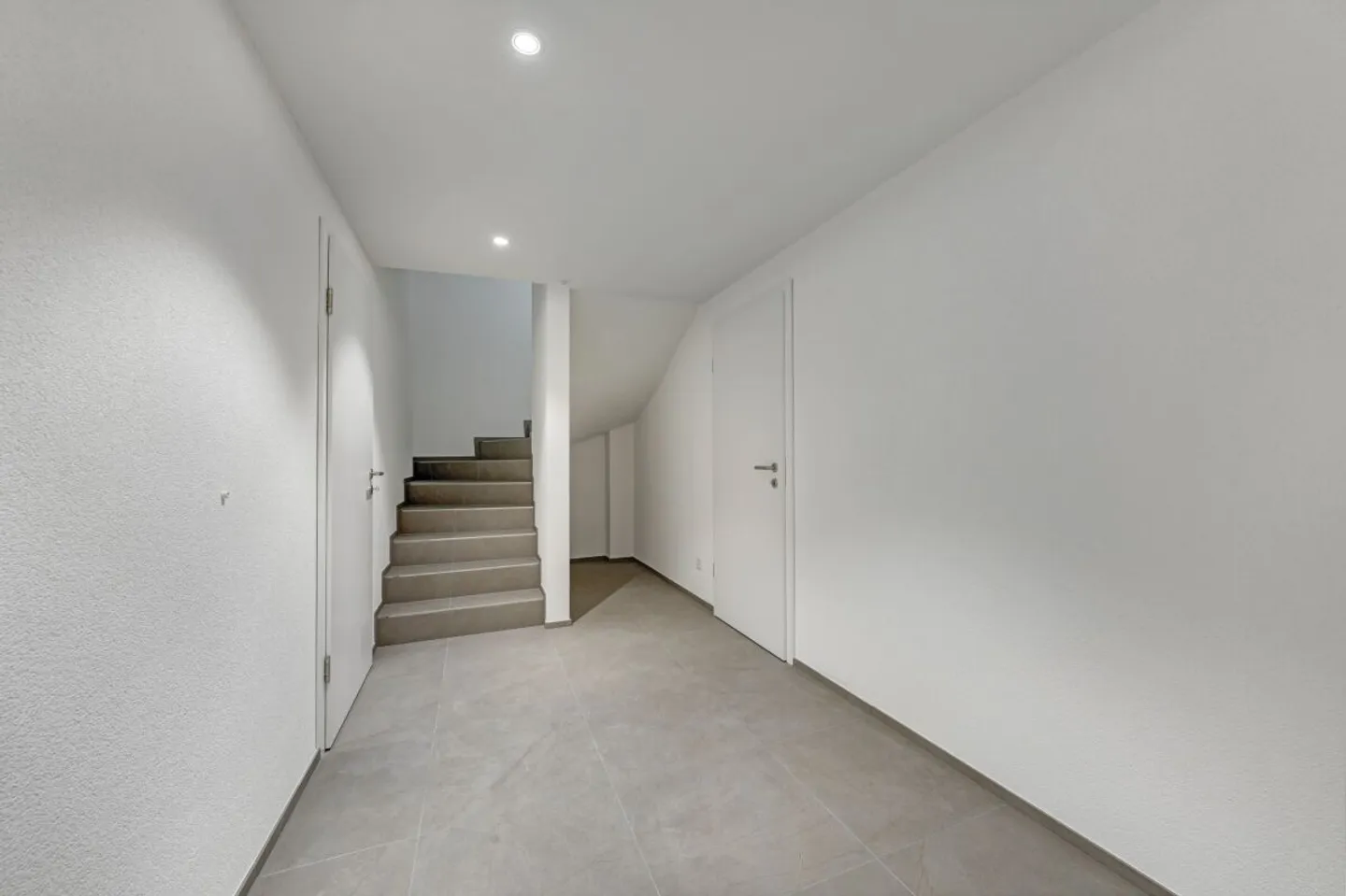 Modern Duplex with Mountain View - Photo 19 of 25