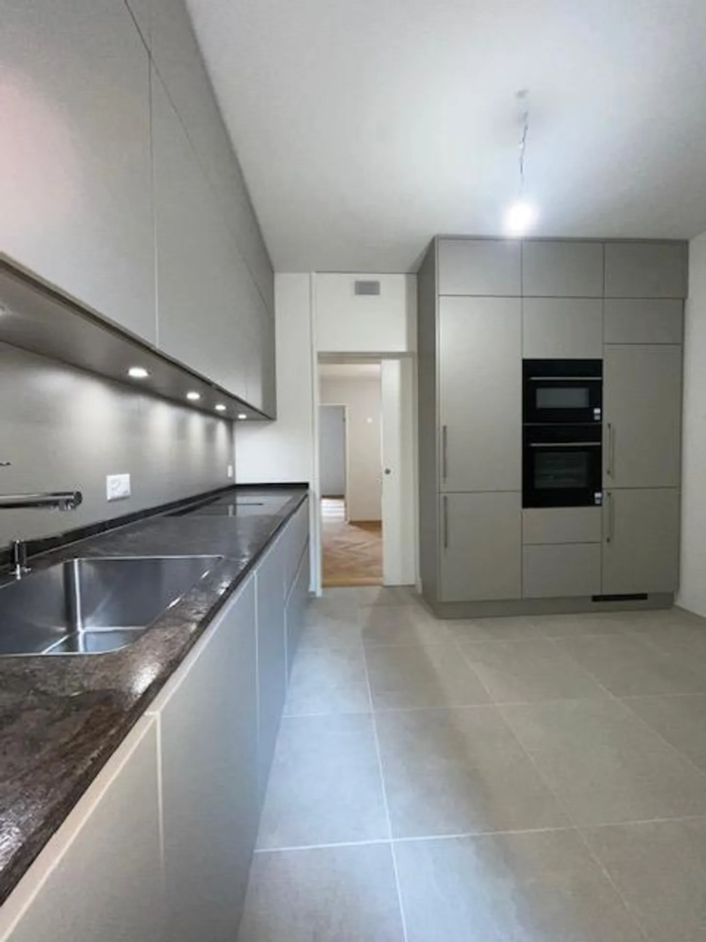 Stilvolle 5-Zimmerwohnung in Zürich - Foto 13 von 19