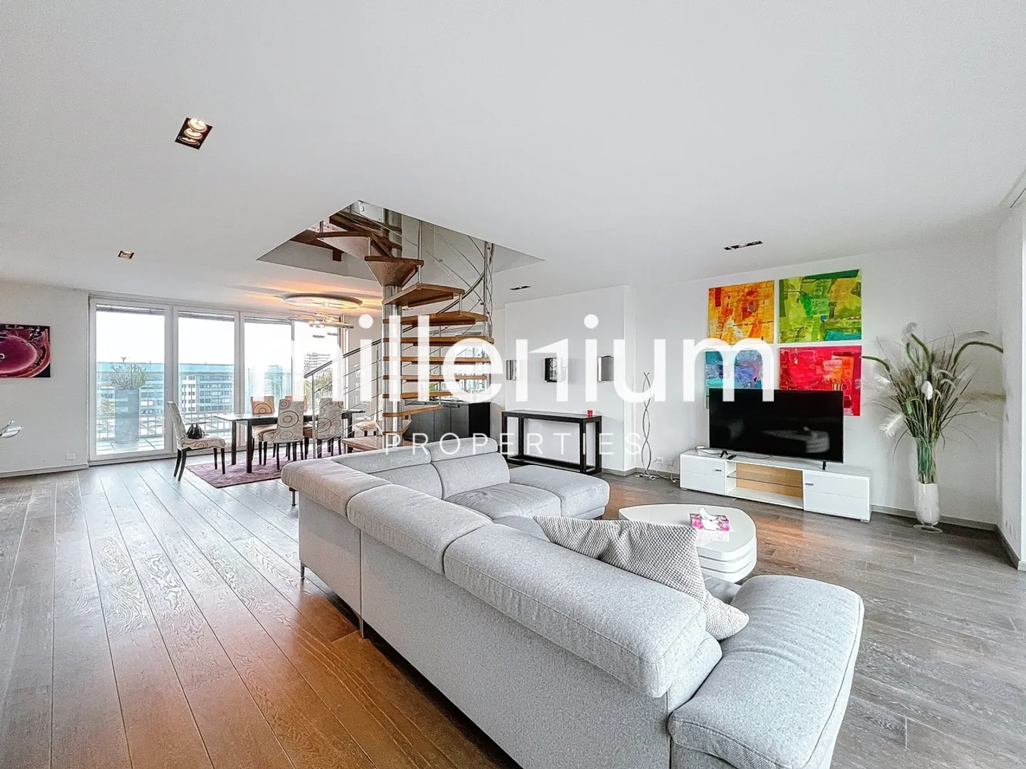 Attic apartment near international organizations - Photo 3 of 20