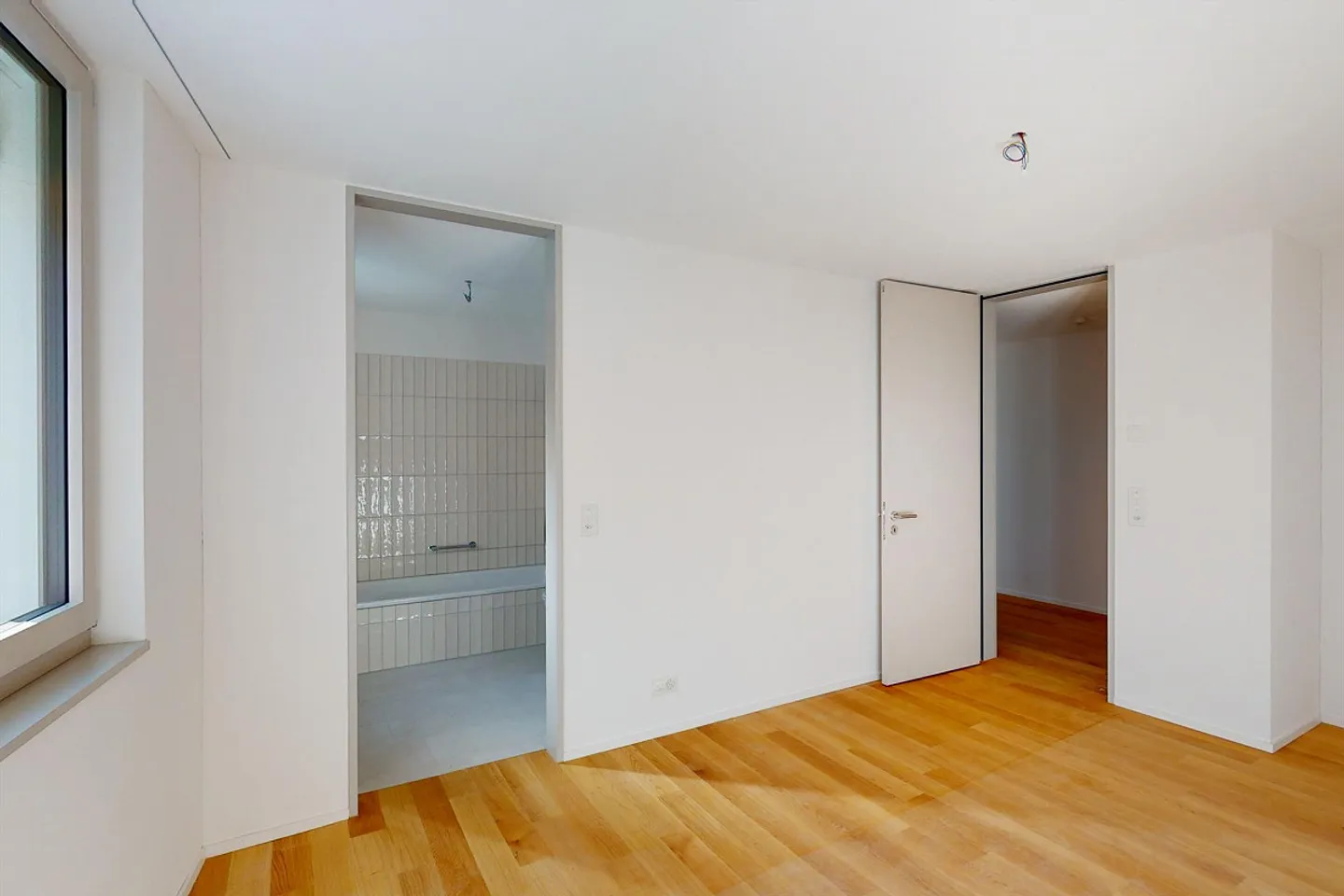 Grosse, helle und moderne Wohnung mit Aussicht über Reiden - Foto 4 von 8