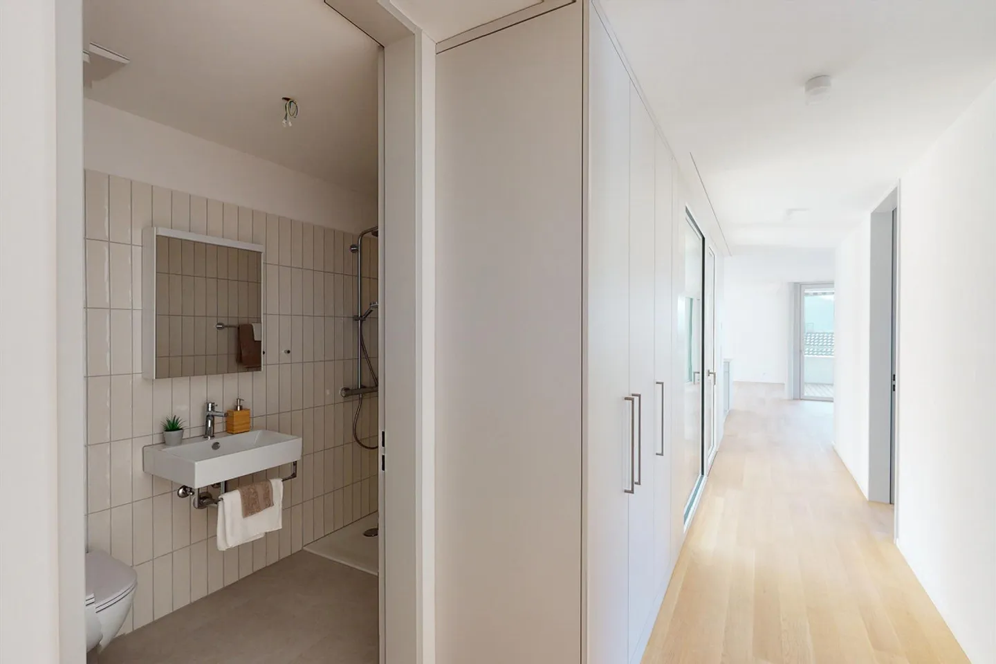 Grosse, helle und moderne Wohnung mit Aussicht über Reiden - Foto 7 von 8