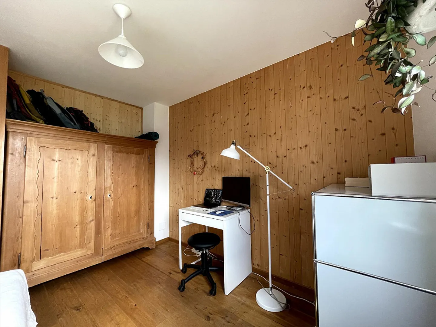 Charming and sunny 4.5-room apartment with garage and two balconies - Photo 7 of 12